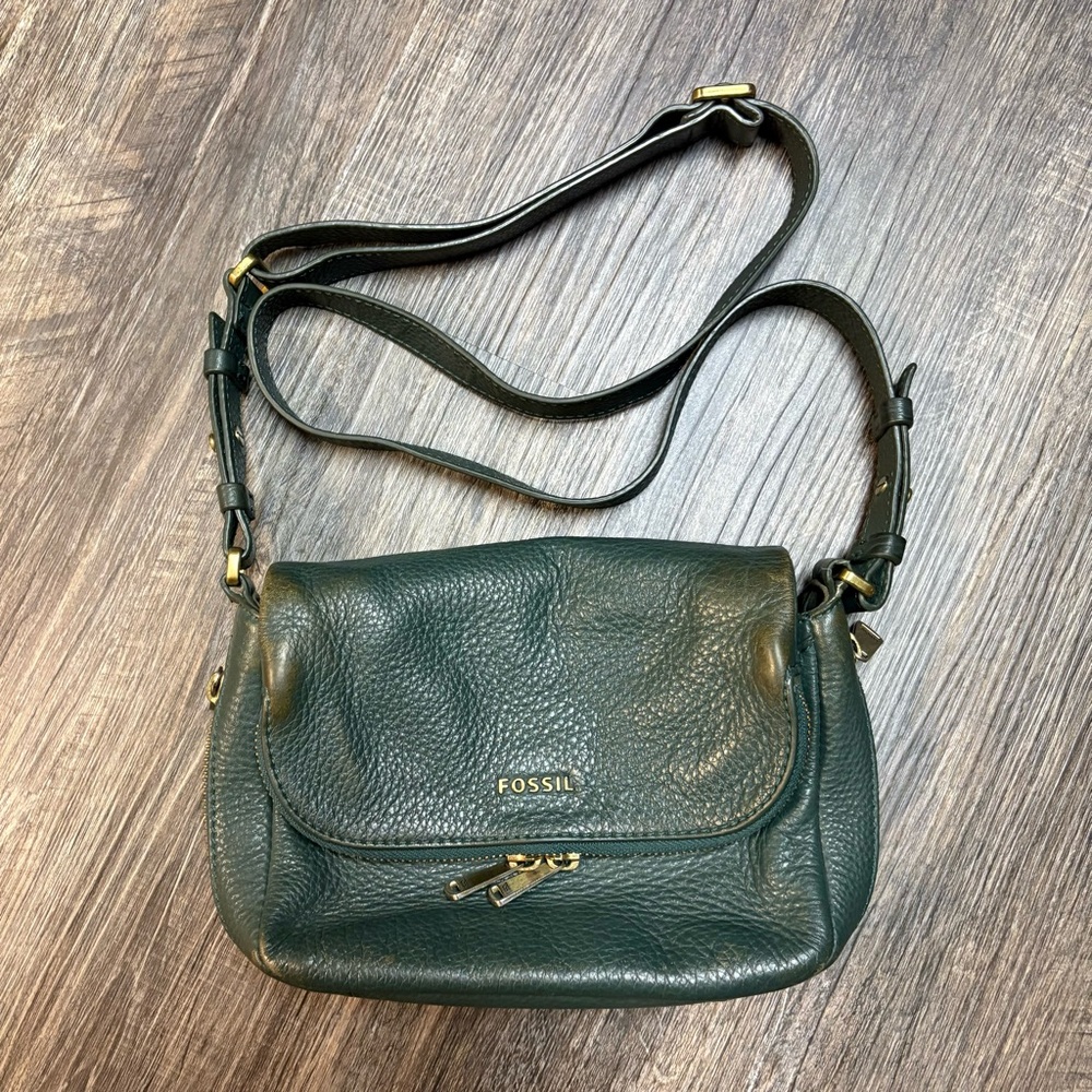 Fossil Leather Crossbody Purse - forest green leather, gold hardware.